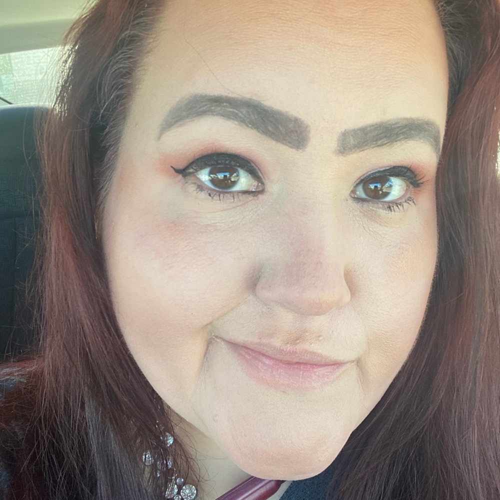Meet your Posher, Mandy